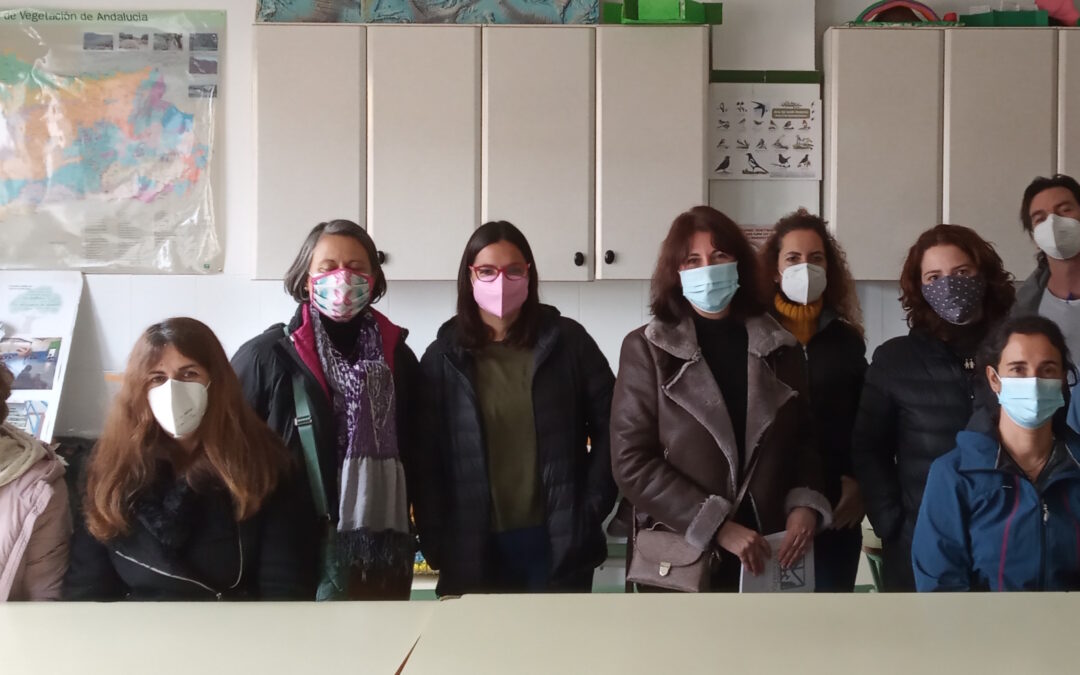 Familiares preparan el Día de la Ecoescuela