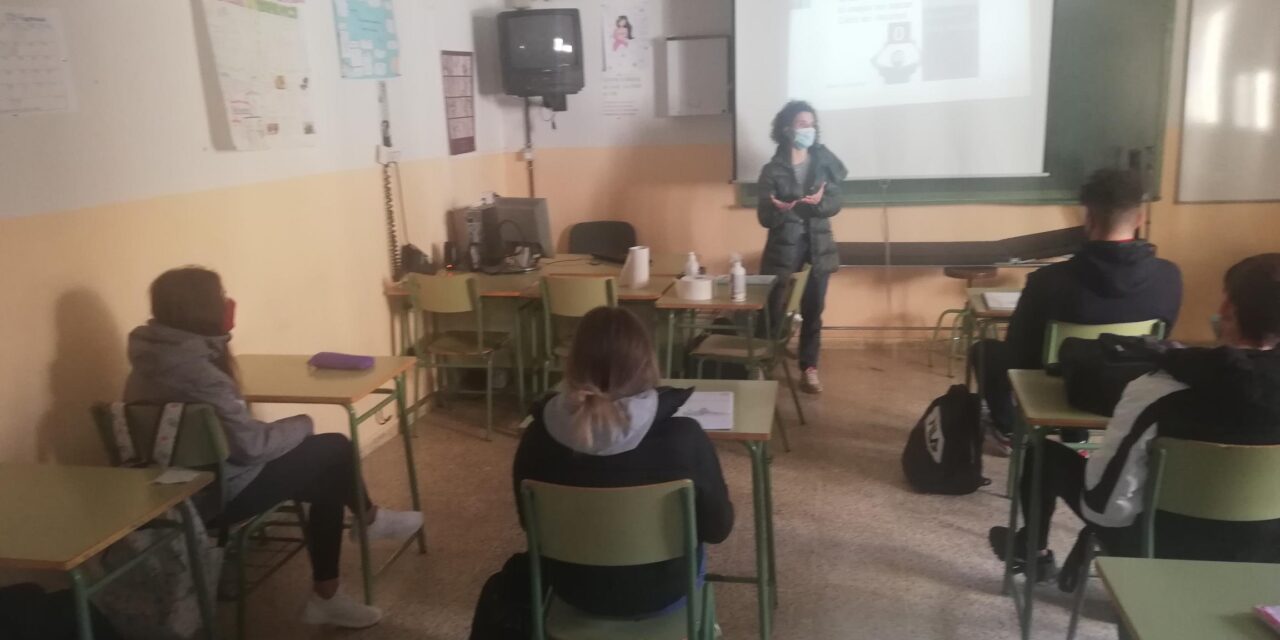 Taller «Menores ni una gota»