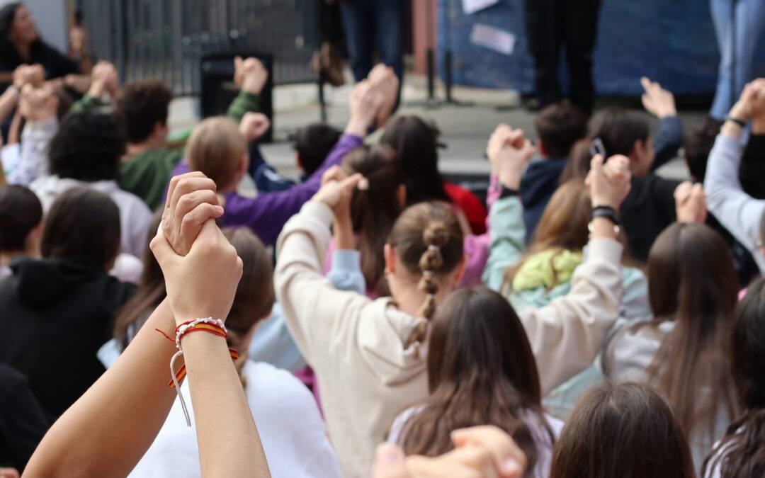 DÍA DE LA ECOESCUELA: ACTO COMUNITARIO DEDICADO AL BARRIO (2025/05/07)