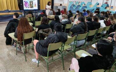 Charlas en semana del Día de la niña y la mujer en la ciencia.